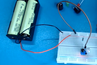 powering-the-ir-sensor-by-providing-the-vcc-and-gnd-with-the-resistor