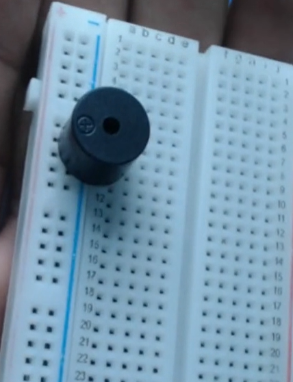 capacitive-touch-piano-on-breadboard